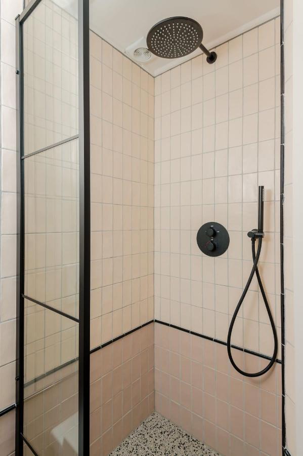 Mr.Lewis Rotterdam Hotel Екстериор снимка
