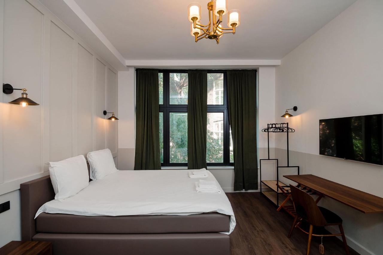Mr.Lewis Rotterdam Hotel Екстериор снимка