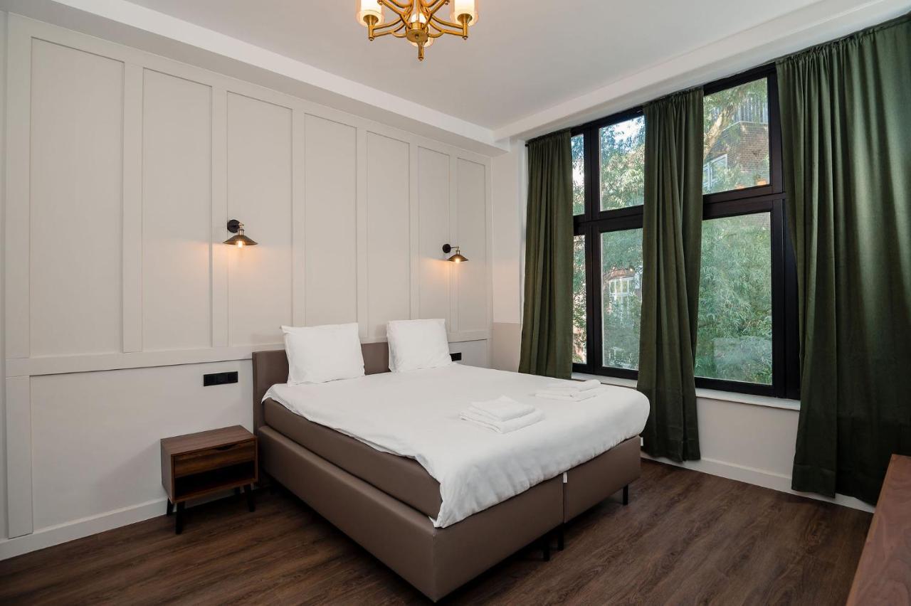 Mr.Lewis Rotterdam Hotel Екстериор снимка