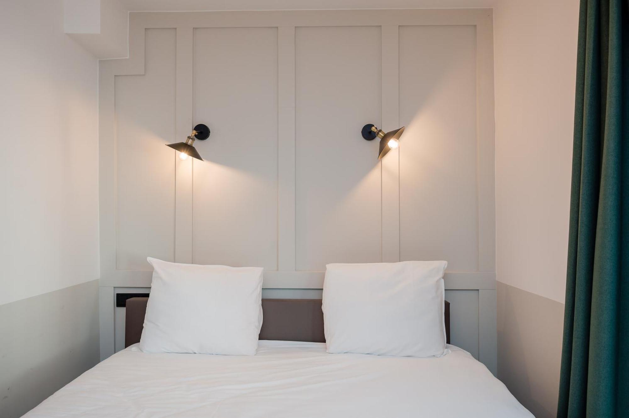 Mr.Lewis Rotterdam Hotel Екстериор снимка