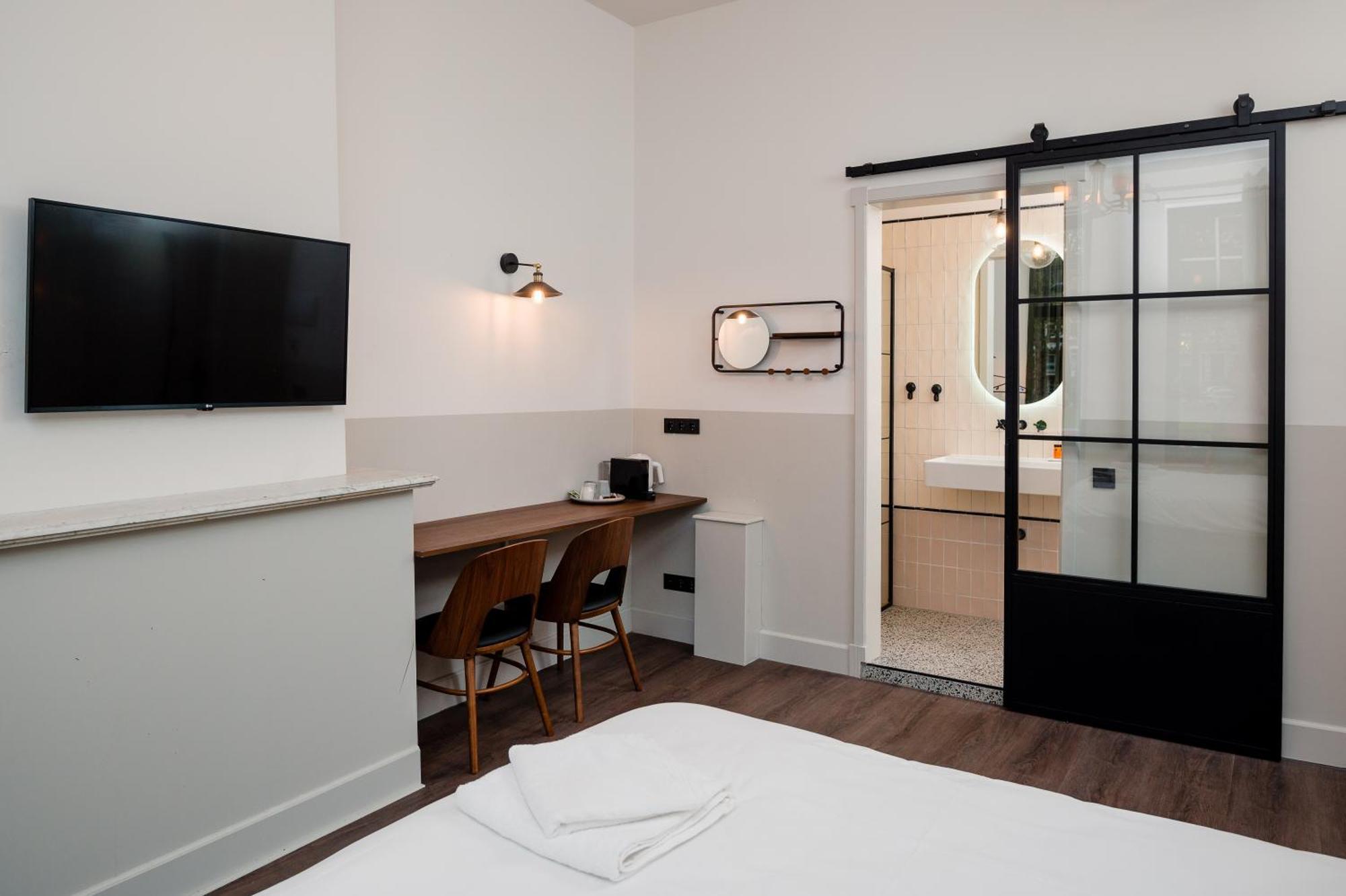 Mr.Lewis Rotterdam Hotel Екстериор снимка