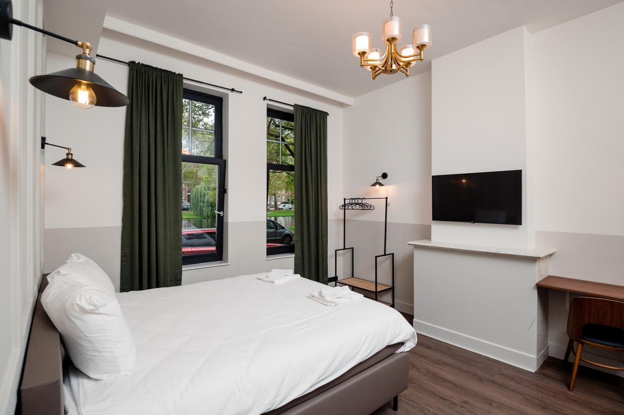 Mr.Lewis Rotterdam Hotel Екстериор снимка