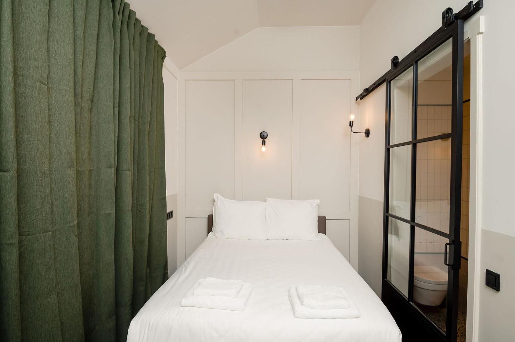 Mr.Lewis Rotterdam Hotel Стая снимка
