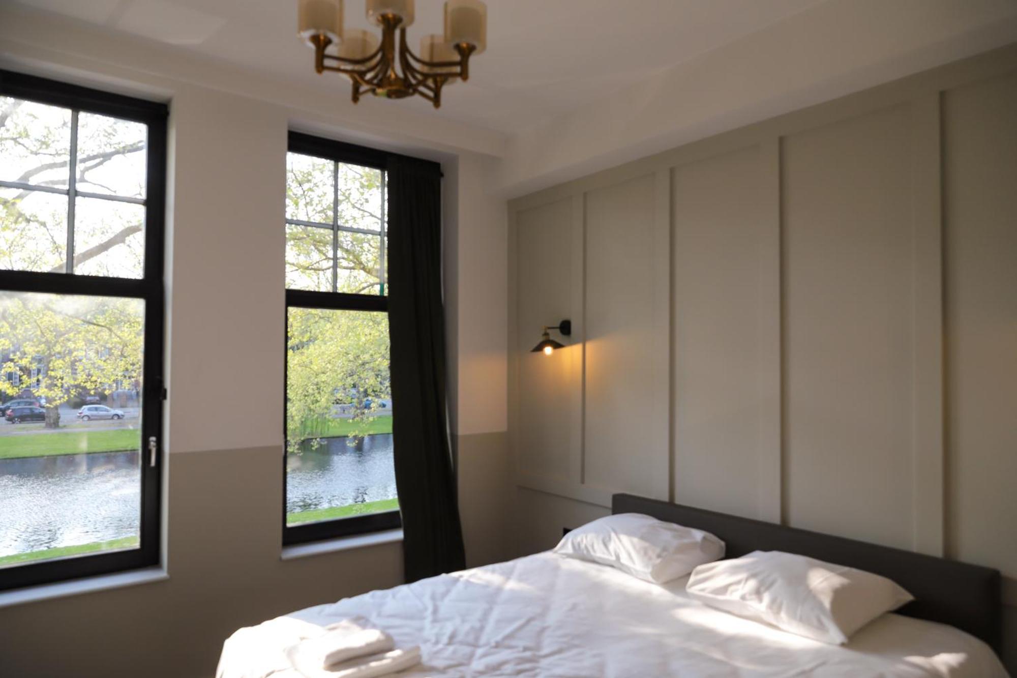 Mr.Lewis Rotterdam Hotel Екстериор снимка